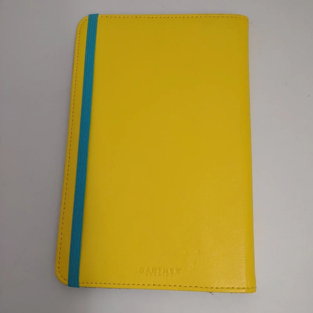 Gartner Studios Yellow Kindle, Nook Travel Tablet e-reader Cover + Bonus Notepad